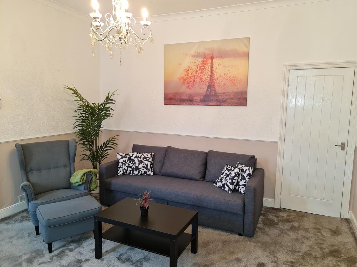 Large 3 Bed Flat, Free Parking Apartman Newcastle Upon Tyne Kültér fotó
